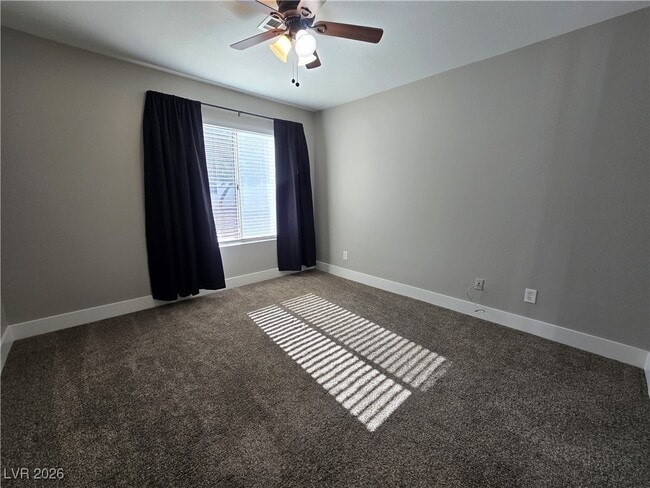 Building Photo - 7100 W Pirates Cove Rd