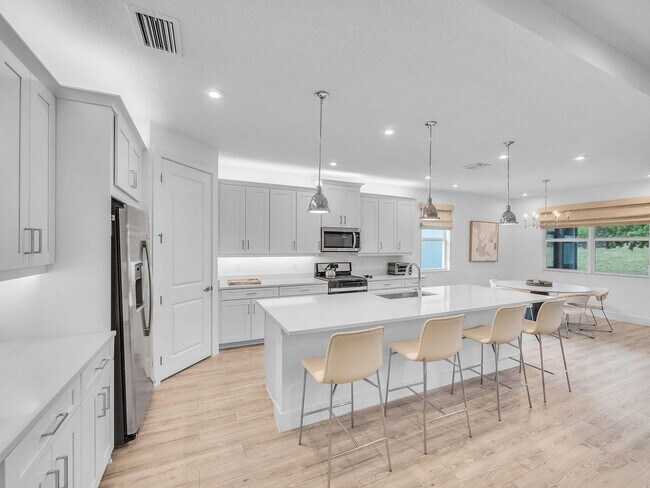 Building Photo - 11724 SW Aquila Wy