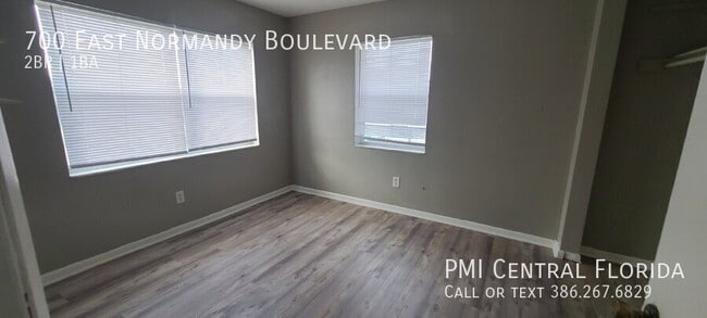 Building Photo - 700 E Normandy Blvd