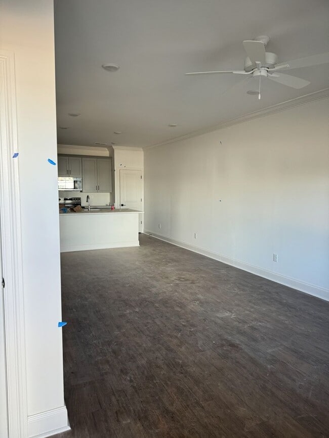 Building Photo - 503 South Grove