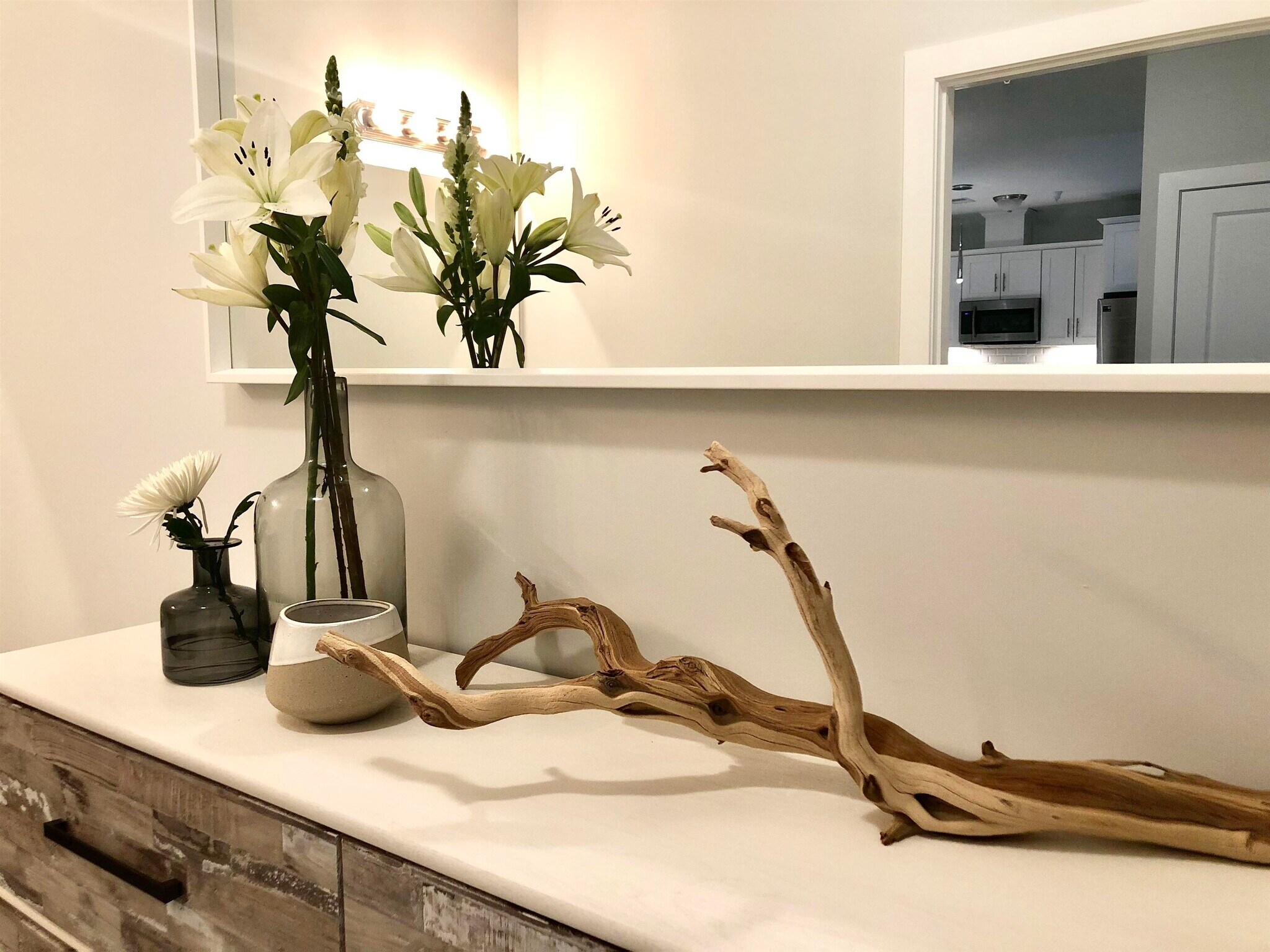 Building Photo - 1901 Summit Ave