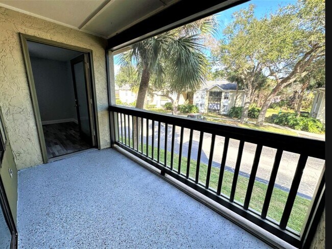 Building Photo - 3525 Sable Palm Ln