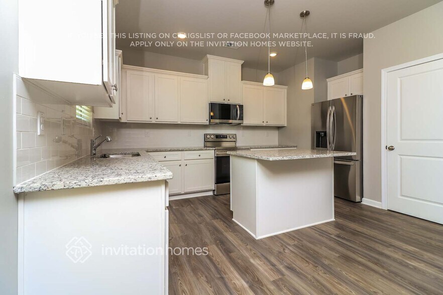 Building Photo - 119 Arborwood Way