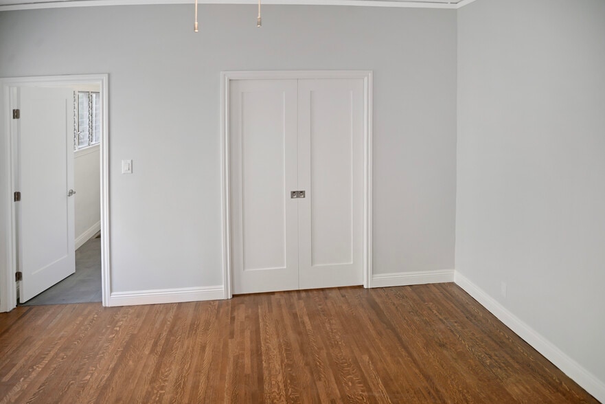 Bedroom #1 - 813 S Detroit St