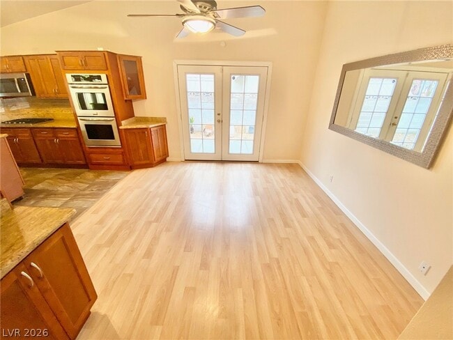 Building Photo - 400 Davenport Ln