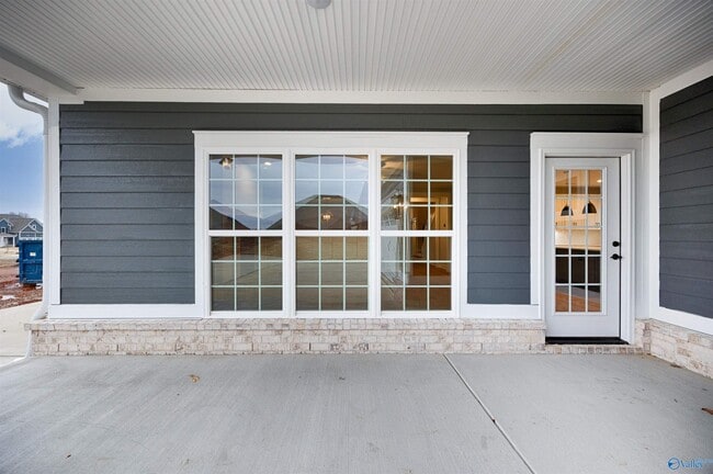 Building Photo - 117 Marlbrook Dr