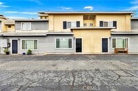 Building Photo - 980 E Mission Ave