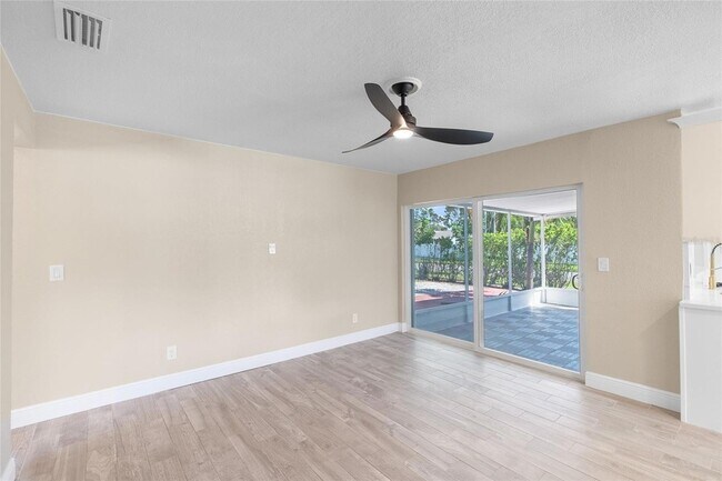 Building Photo - 5901 Denver St NE