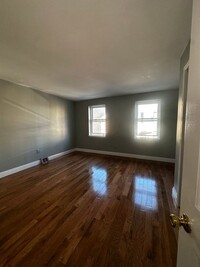 Building Photo - 1316 E Berks St