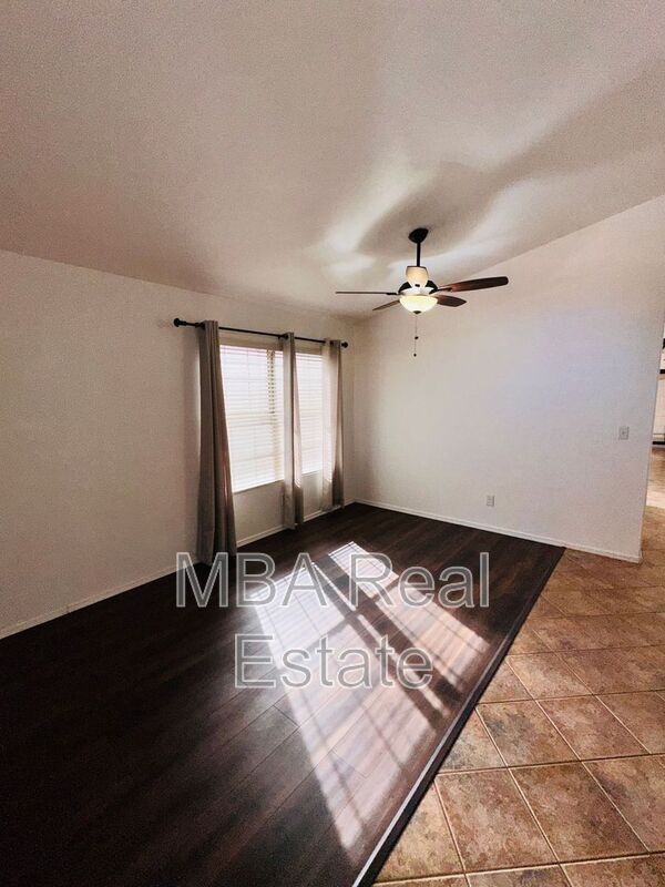 Building Photo - 4463 E South Fork Dr