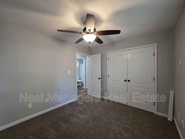 Building Photo - 366 Carolina Oaks Cir