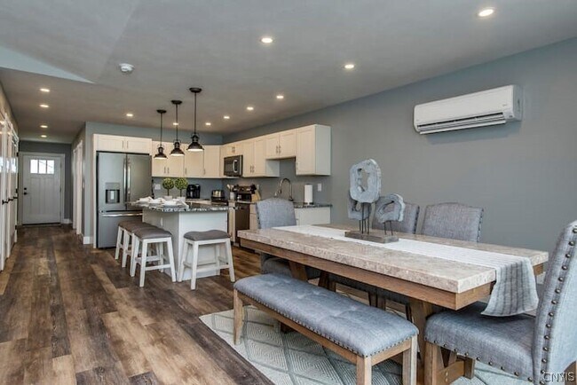 Building Photo - 103 Sand Piper