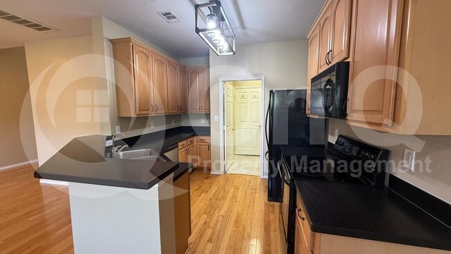 Building Photo - 9849 Wilkins Way