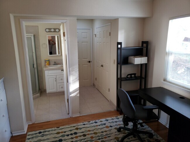 Building Photo - 1 Via Buena Vista