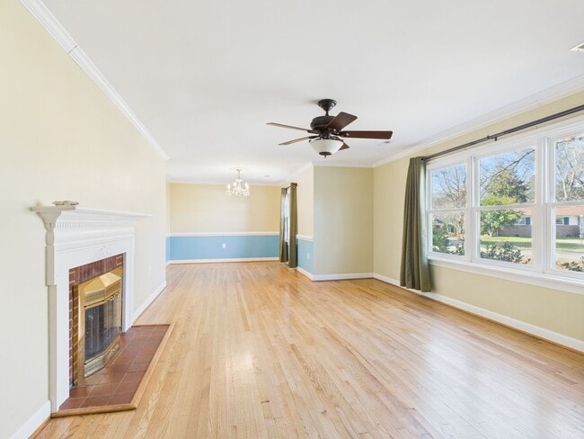 Building Photo - 6955 Navaho Rd