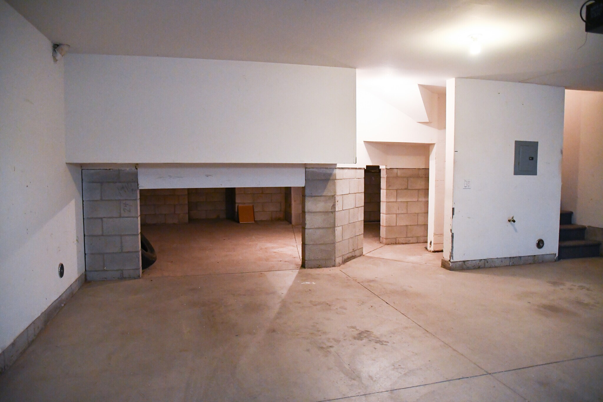 Garage Storage - 12613 El Camino Real