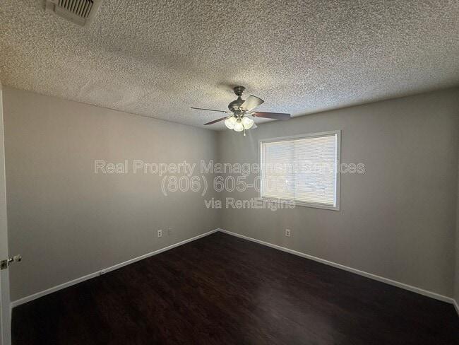 Building Photo - 5523 Fordham St