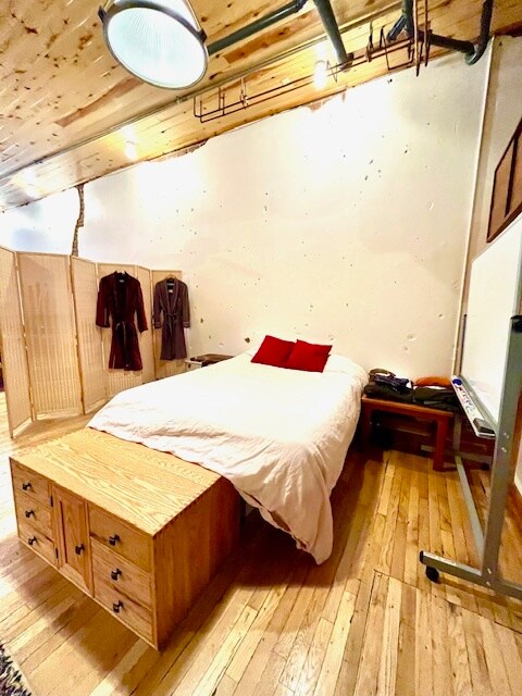 Building Photo - 138 W 1st St