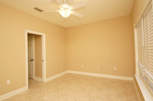 Building Photo - Swift Creek