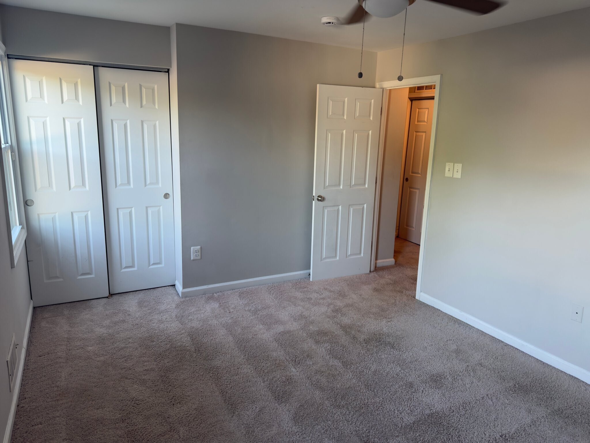 Building Photo - 16707 Chowning Ct