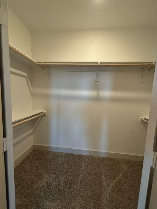 Building Photo - 216 Flint Rdg Rd