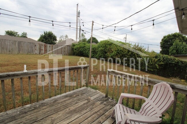 Building Photo - Charming 3-Bedroom Home in Branson – Pet f...