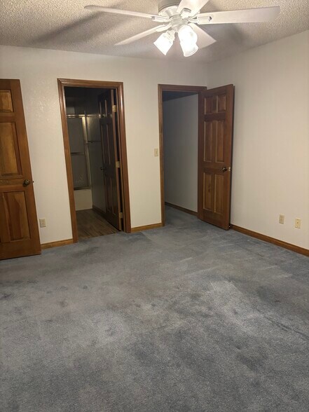 Building Photo - 1414 Santa Margarita St