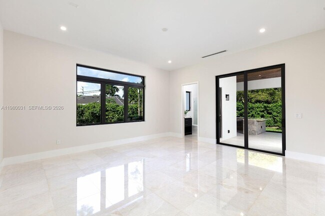 Building Photo - 6065 SW 109th St