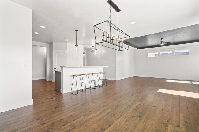 Building Photo - Large home with an RV garage