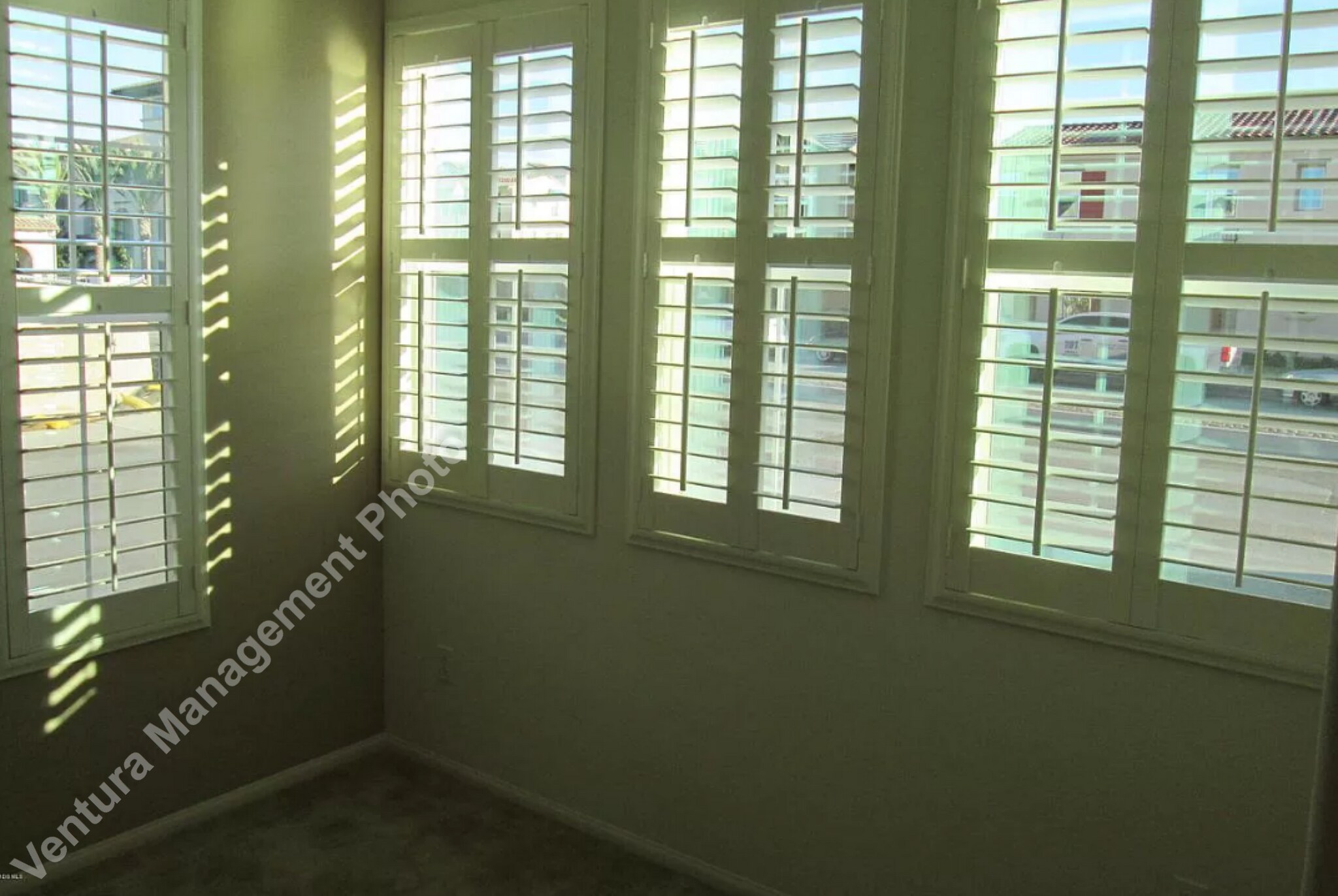 Building Photo - 523 Pioneer St