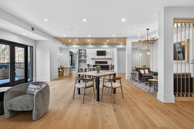 Building Photo - 76 Old Mill Bottom Rd N