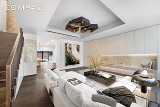 Building Photo - 340 Albany St