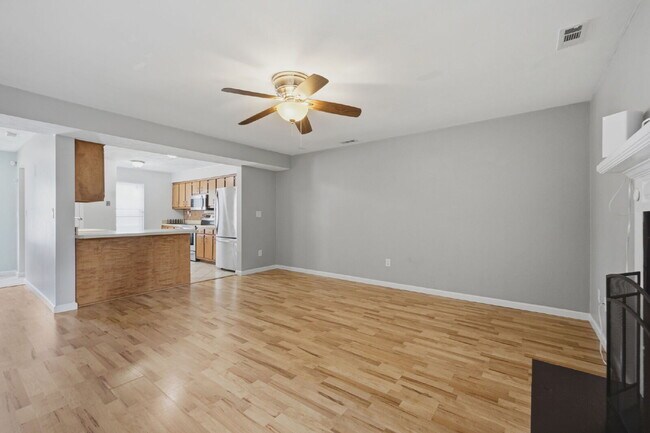 Building Photo - 5475 Davis Way