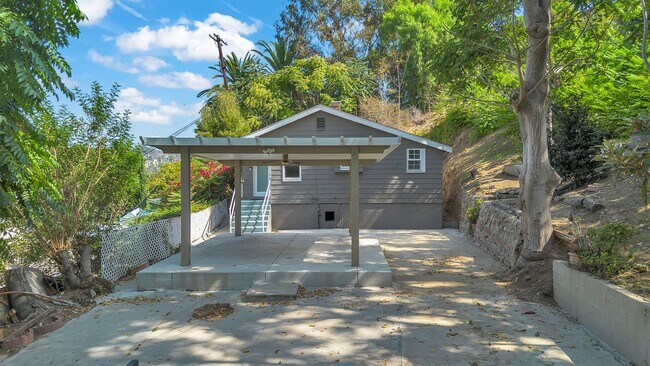 Building Photo - 4510 Tourmaline St
