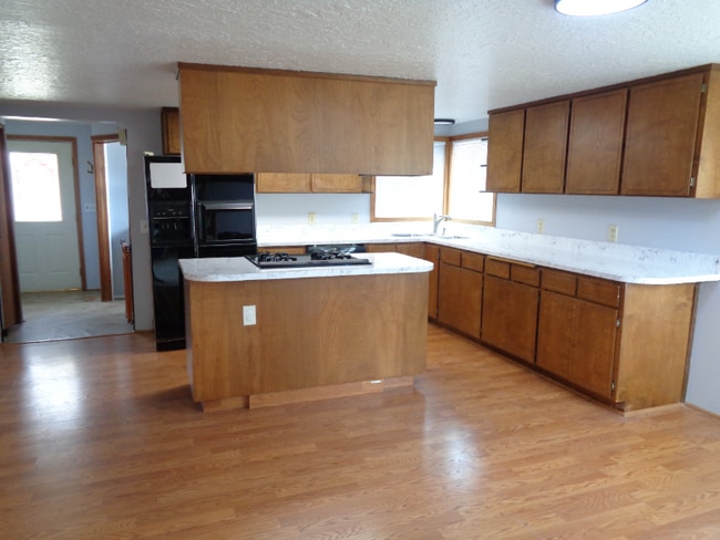 Building Photo - 1225 E Casino Rd