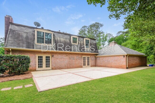 Building Photo - 1176 Hampton Hall Dr NE