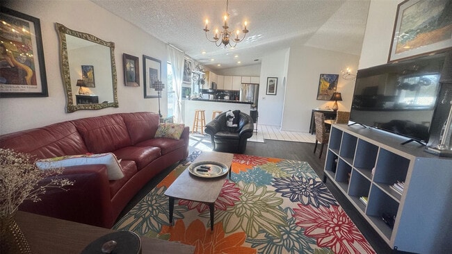 Building Photo - 5483 Casablanca Cir