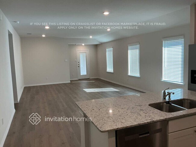 Building Photo - 3909 Amethyst Dr