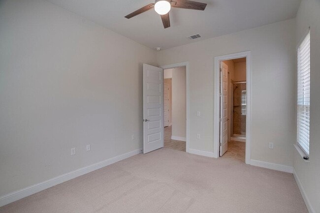 Building Photo - 8600 Texhoma Cv