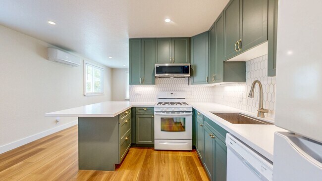Building Photo - Bright Newly Refurbished Two Bedroom One Bath Single Family Home