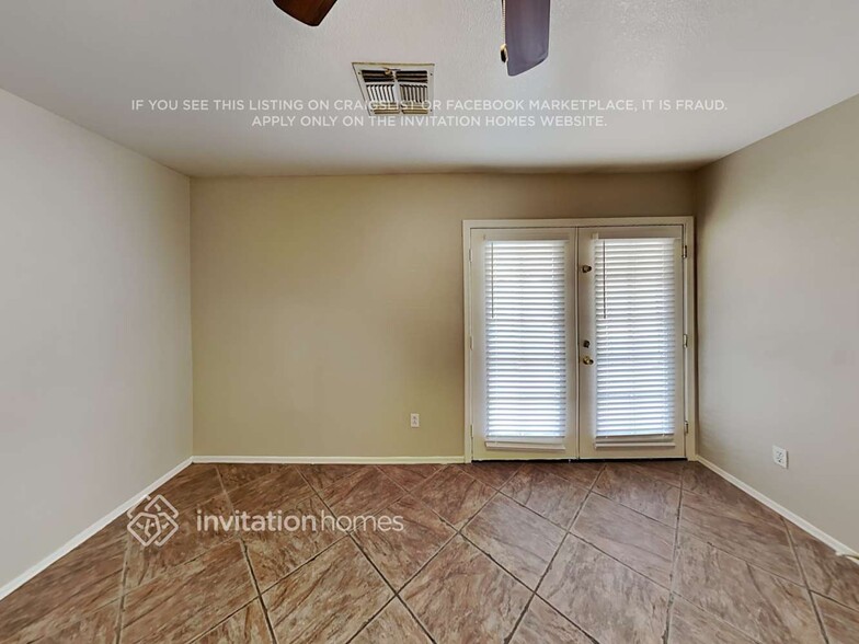 Building Photo - 10424 E Balsam Ave