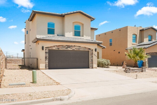Building Photo - 10013 Hueco Jct Rd