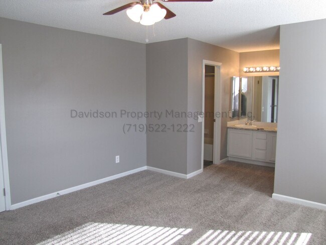 Building Photo - Beautifully Updated Home in Security-Widef...
