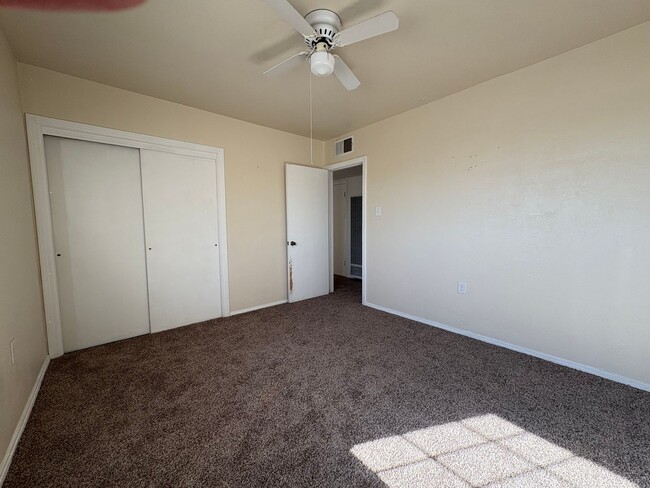 Building Photo - Home for Rent in the Lower Valley of El Paso