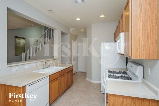 Building Photo - 10686 Congaree St