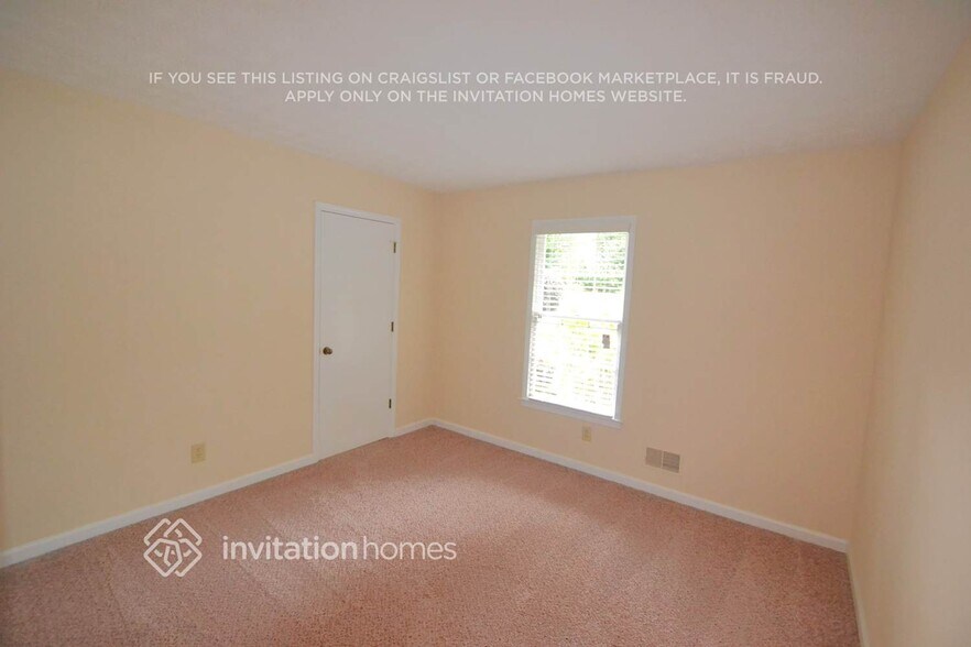 Building Photo - 2077 N Landing Way