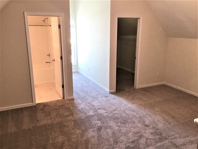 Building Photo - 3312 Vinewood Ct