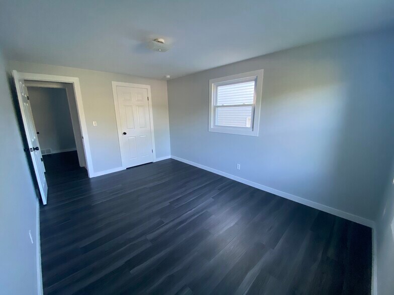 Front Bedroom - 1326 Westcott St