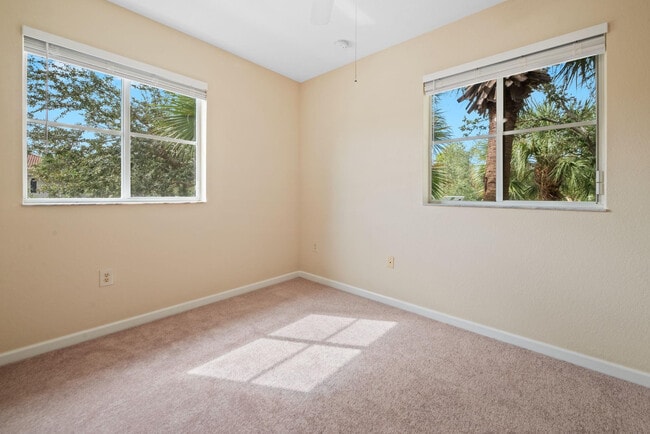 Building Photo - 8299 SW 27th St