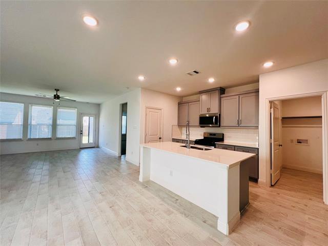 Building Photo - 3107 Lucia Wy